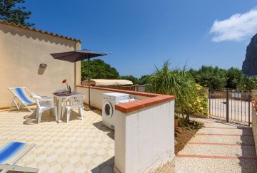 Villa with exclusive outdoor space and 4 beds